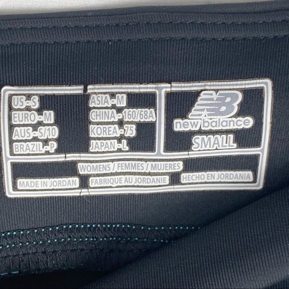 EUC-NEW Balance Lightning Dry Back Slit Capri SM - Picture 4 of 14